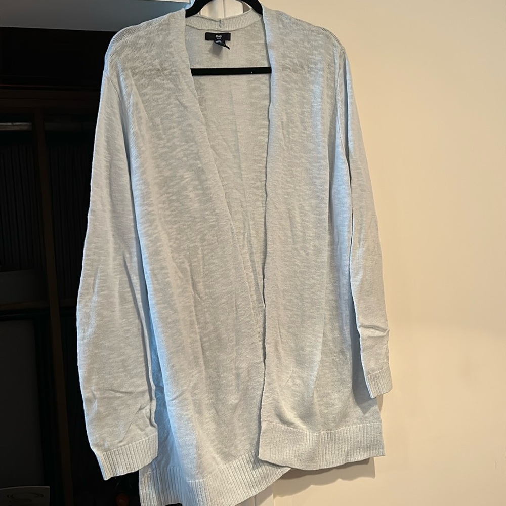 Gap viscose and cotton cardigan without buttons. Pale blue colour